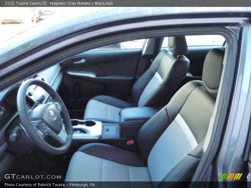 Magnetic Gray Metallic / Black/Ash 2012 Toyota Camry SE