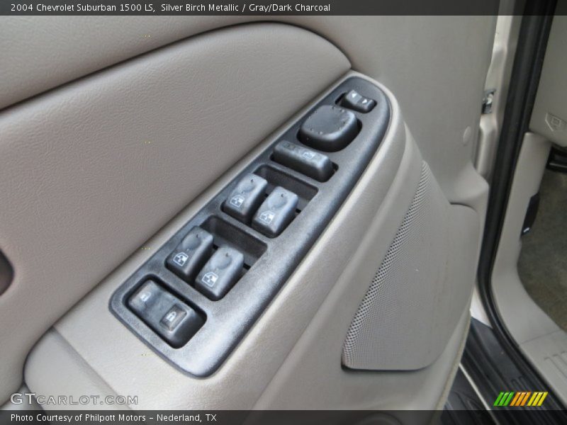 Silver Birch Metallic / Gray/Dark Charcoal 2004 Chevrolet Suburban 1500 LS