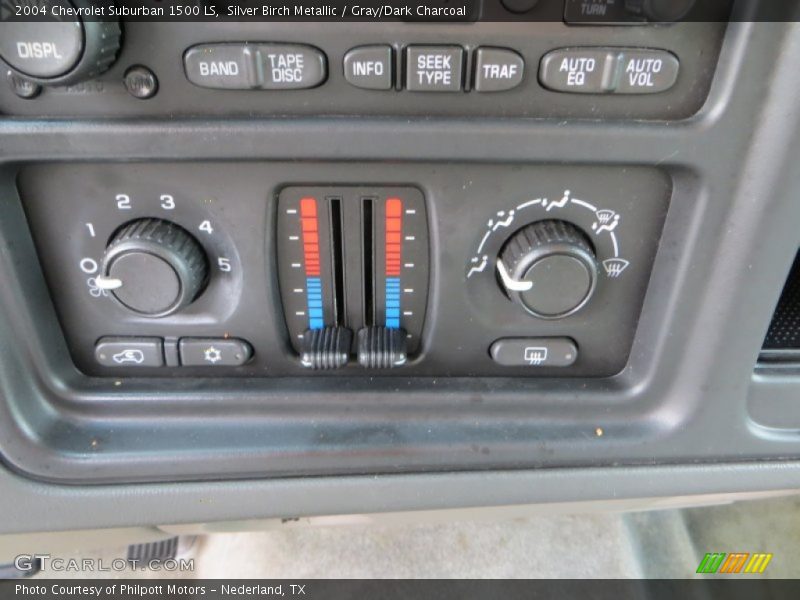 Silver Birch Metallic / Gray/Dark Charcoal 2004 Chevrolet Suburban 1500 LS