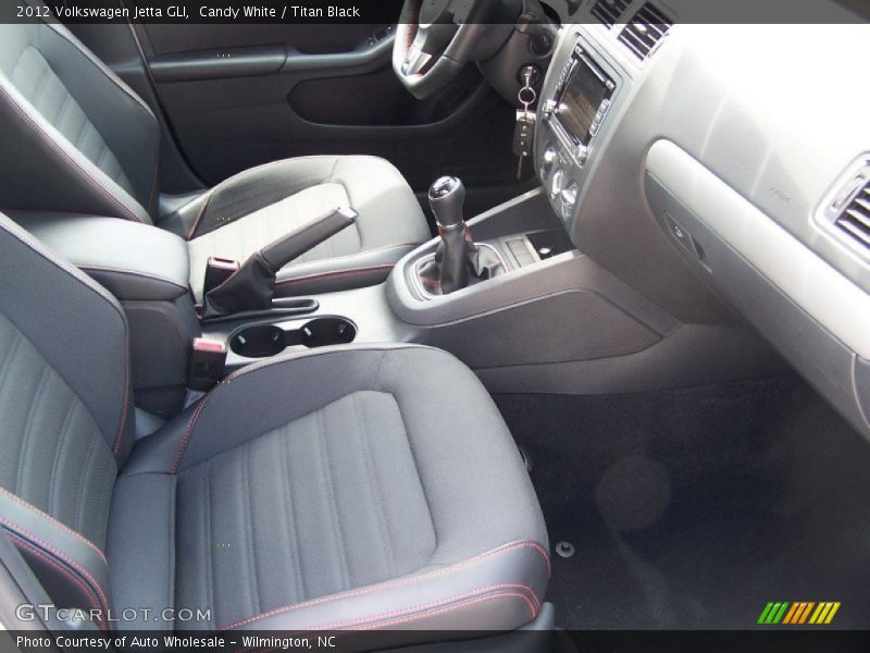 Candy White / Titan Black 2012 Volkswagen Jetta GLI