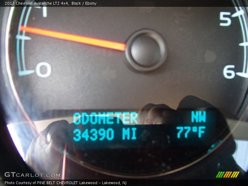Black / Ebony 2012 Chevrolet Avalanche LTZ 4x4