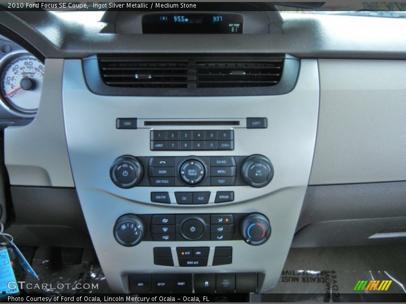 Controls of 2010 Focus SE Coupe
