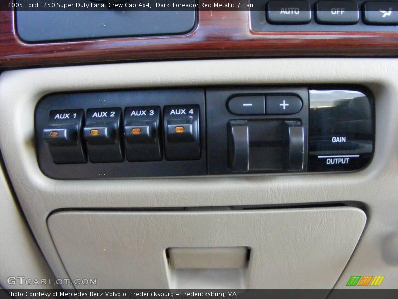 Dark Toreador Red Metallic / Tan 2005 Ford F250 Super Duty Lariat Crew Cab 4x4