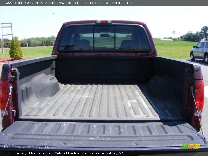 Dark Toreador Red Metallic / Tan 2005 Ford F250 Super Duty Lariat Crew Cab 4x4