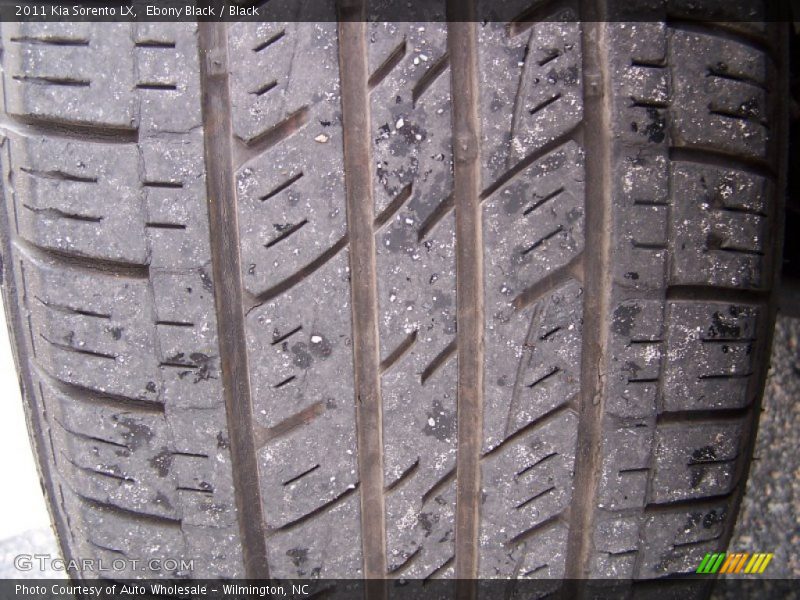 Ebony Black / Black 2011 Kia Sorento LX