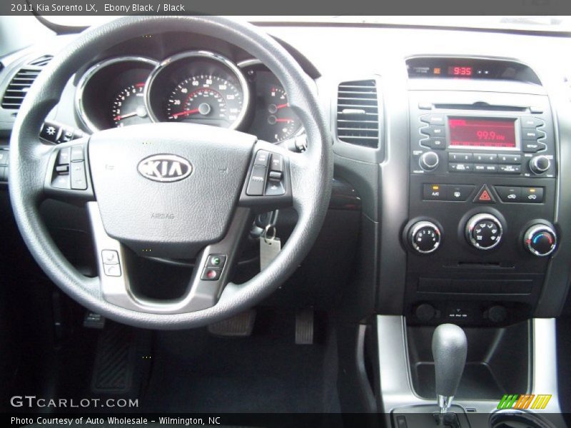 Ebony Black / Black 2011 Kia Sorento LX