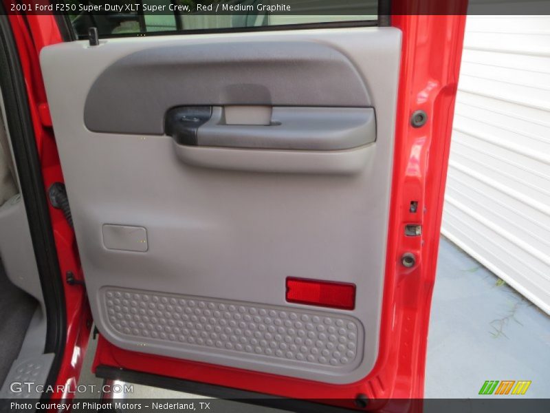 Door Panel of 2001 F250 Super Duty XLT Super Crew