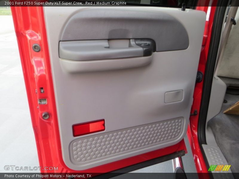Door Panel of 2001 F250 Super Duty XLT Super Crew