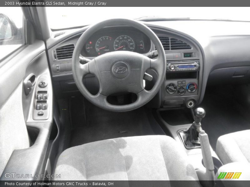 Midnight Gray / Gray 2003 Hyundai Elantra GLS Sedan