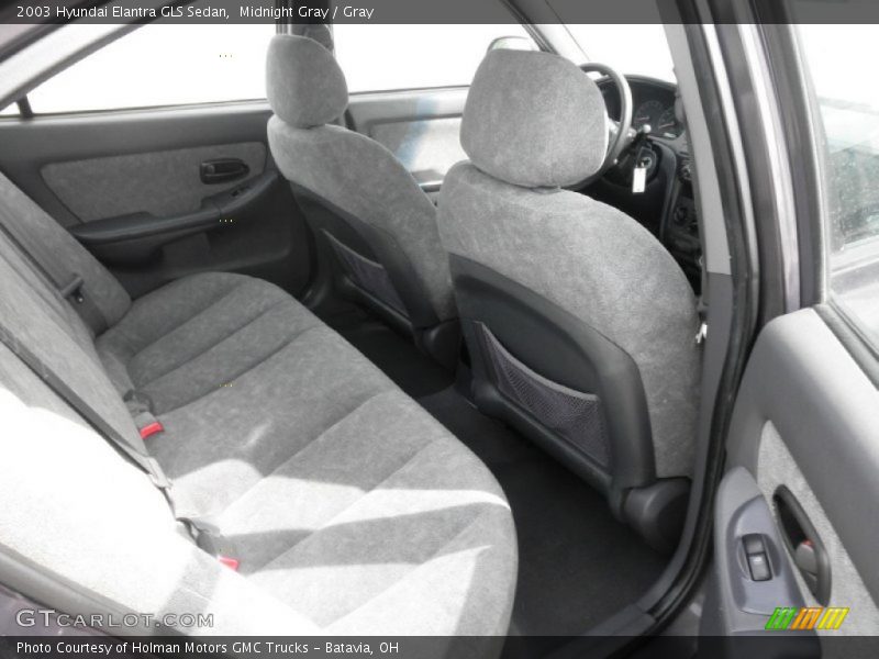 Midnight Gray / Gray 2003 Hyundai Elantra GLS Sedan