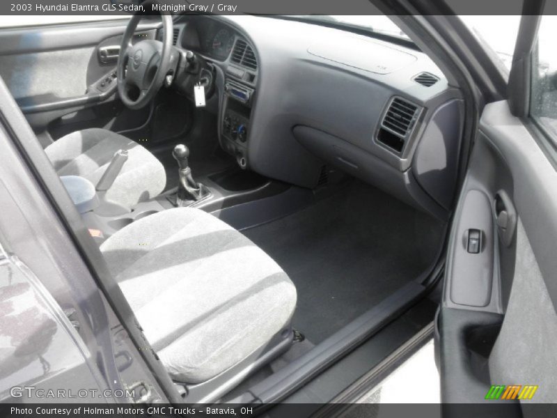 Midnight Gray / Gray 2003 Hyundai Elantra GLS Sedan