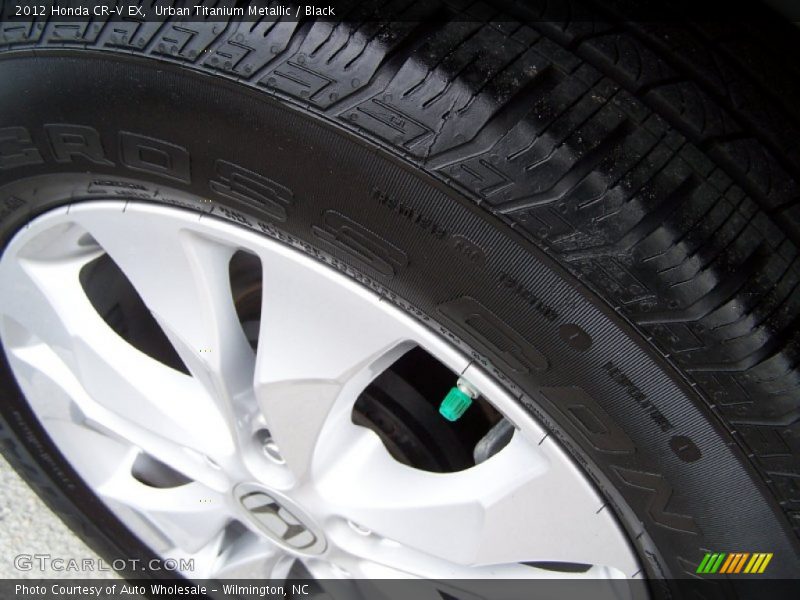 Urban Titanium Metallic / Black 2012 Honda CR-V EX