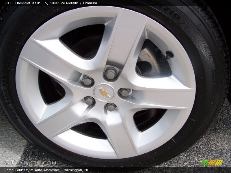 Silver Ice Metallic / Titanium 2012 Chevrolet Malibu LS