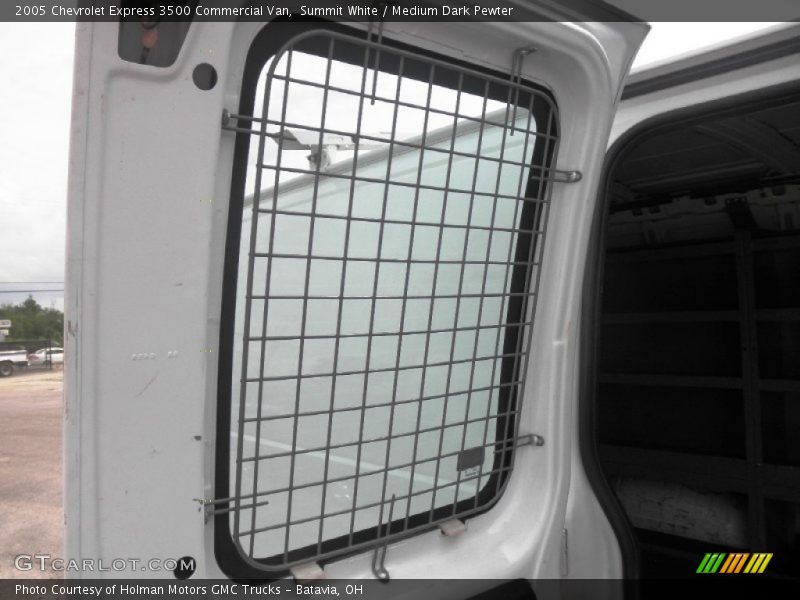 Summit White / Medium Dark Pewter 2005 Chevrolet Express 3500 Commercial Van