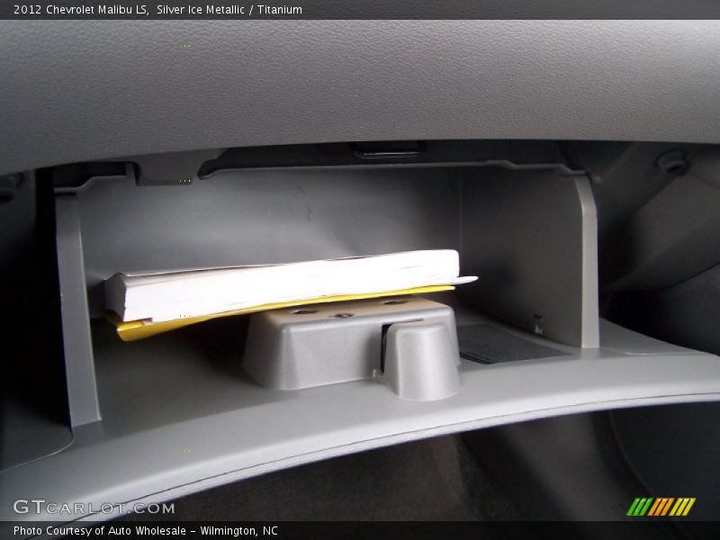 Silver Ice Metallic / Titanium 2012 Chevrolet Malibu LS