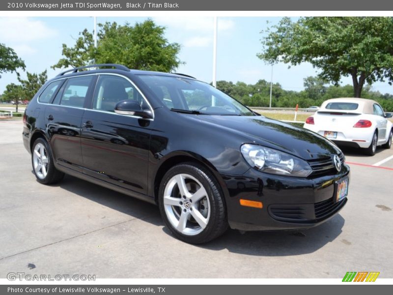 Front 3/4 View of 2010 Jetta TDI SportWagen