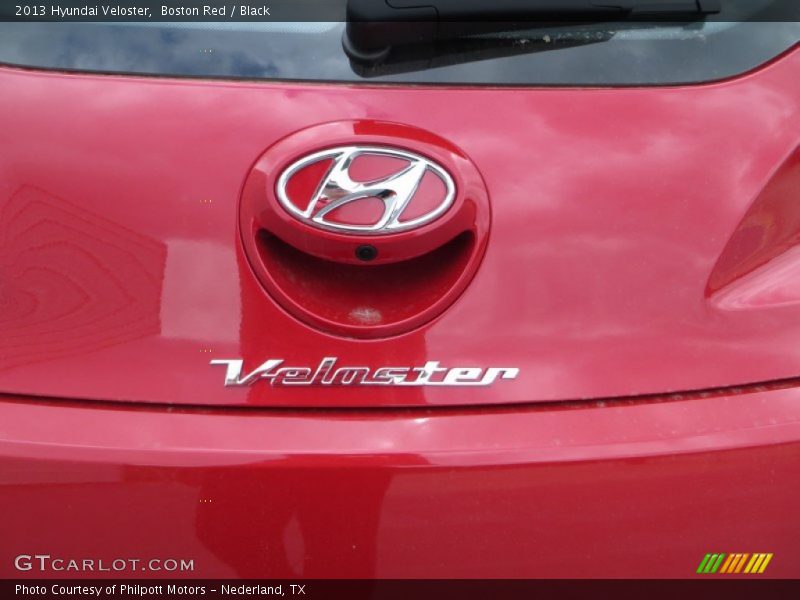 Boston Red / Black 2013 Hyundai Veloster
