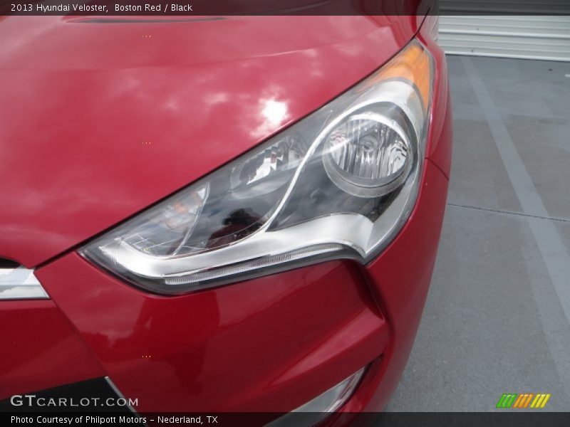 Boston Red / Black 2013 Hyundai Veloster