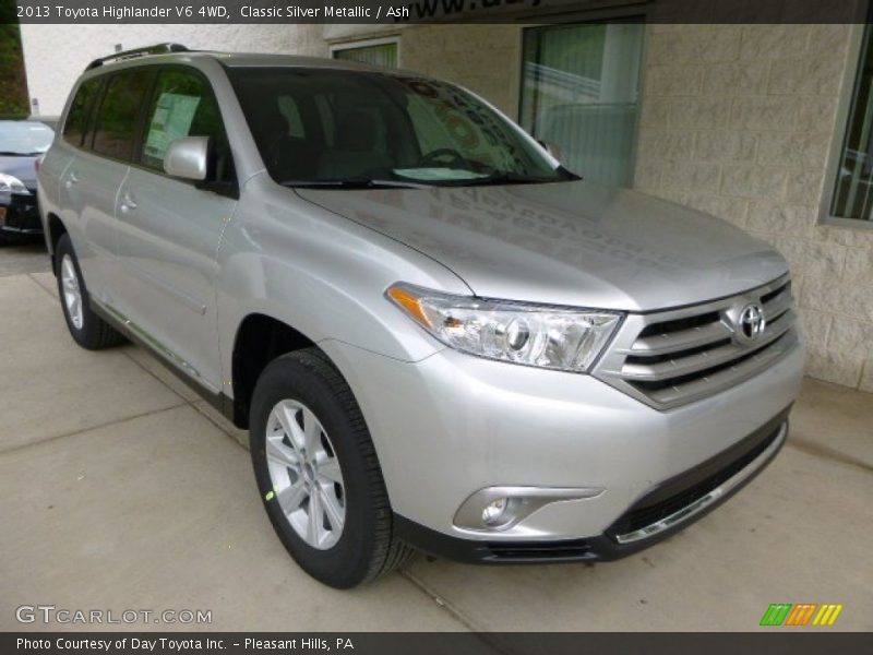 Classic Silver Metallic / Ash 2013 Toyota Highlander V6 4WD