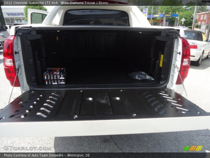 White Diamond Tricoat / Ebony 2012 Chevrolet Avalanche LTZ 4x4