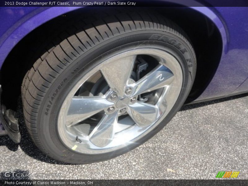Plum Crazy Pearl / Dark Slate Gray 2013 Dodge Challenger R/T Classic