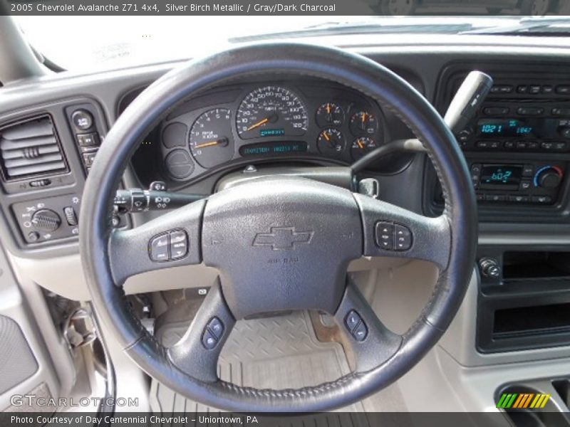 Silver Birch Metallic / Gray/Dark Charcoal 2005 Chevrolet Avalanche Z71 4x4
