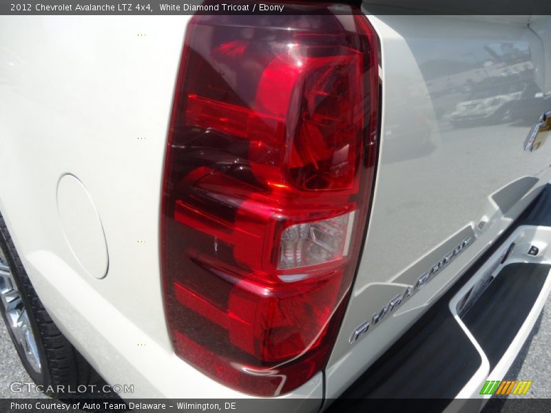 White Diamond Tricoat / Ebony 2012 Chevrolet Avalanche LTZ 4x4