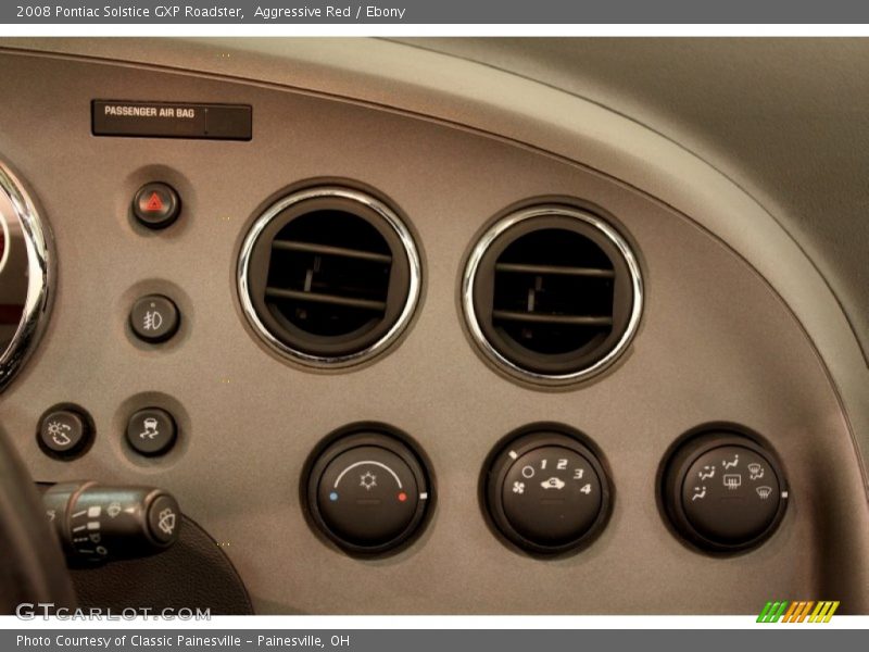 Controls of 2008 Solstice GXP Roadster