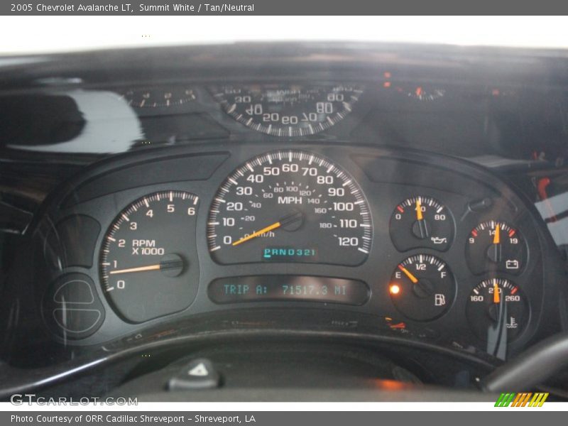 Summit White / Tan/Neutral 2005 Chevrolet Avalanche LT