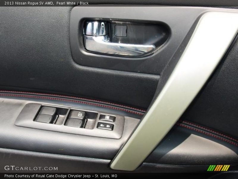 Pearl White / Black 2013 Nissan Rogue SV AWD