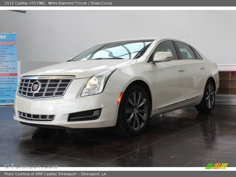 White Diamond Tricoat / Shale/Cocoa 2013 Cadillac XTS FWD