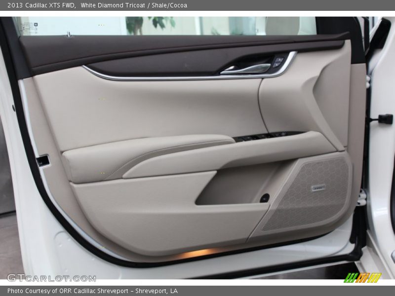 White Diamond Tricoat / Shale/Cocoa 2013 Cadillac XTS FWD