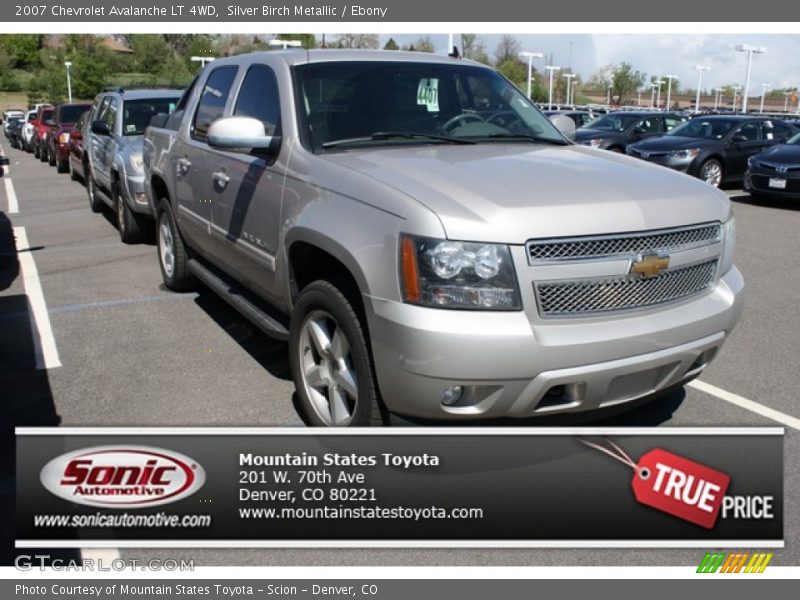Silver Birch Metallic / Ebony 2007 Chevrolet Avalanche LT 4WD