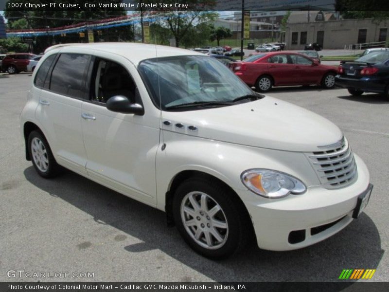 Front 3/4 View of 2007 PT Cruiser 