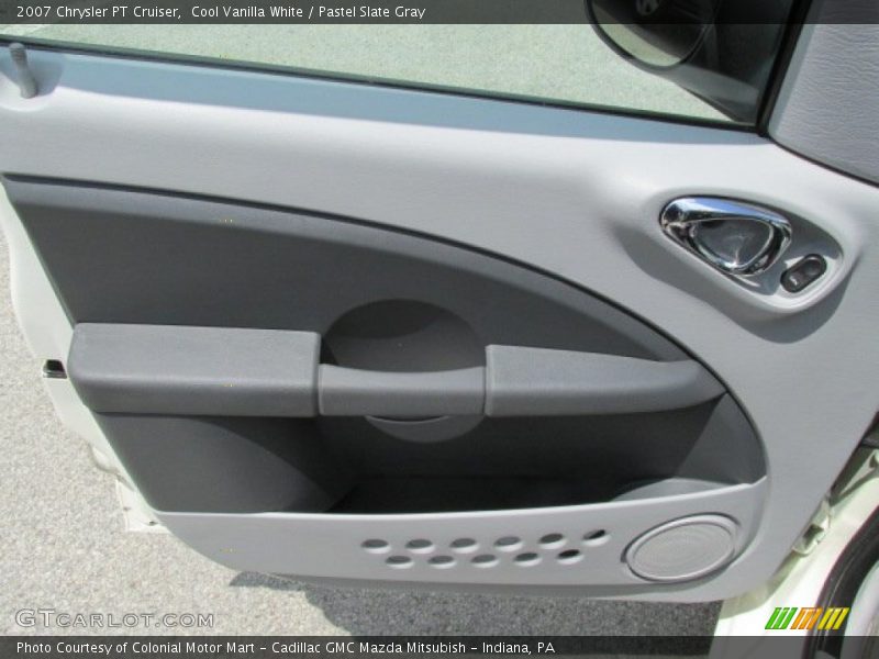 Cool Vanilla White / Pastel Slate Gray 2007 Chrysler PT Cruiser