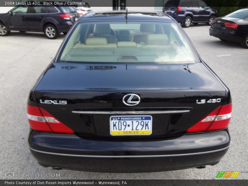 Black Onyx / Cashmere 2004 Lexus LS 430