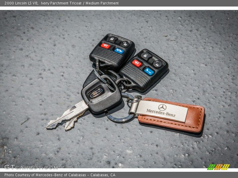 Keys of 2000 LS V8