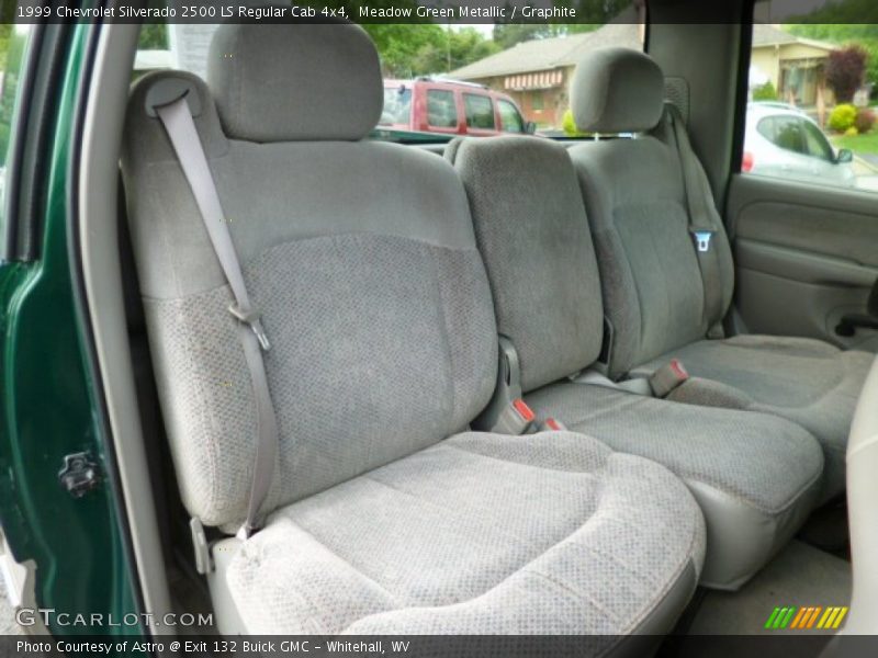 Front Seat of 1999 Silverado 2500 LS Regular Cab 4x4