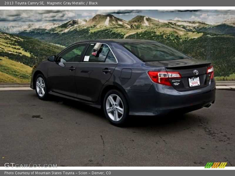Magnetic Gray Metallic / Black 2013 Toyota Camry SE