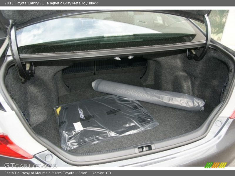 Magnetic Gray Metallic / Black 2013 Toyota Camry SE