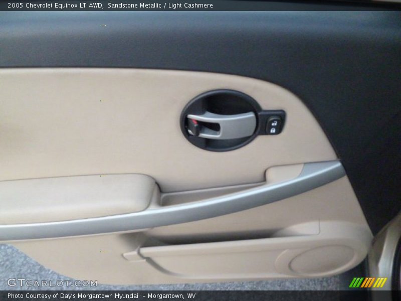 Sandstone Metallic / Light Cashmere 2005 Chevrolet Equinox LT AWD