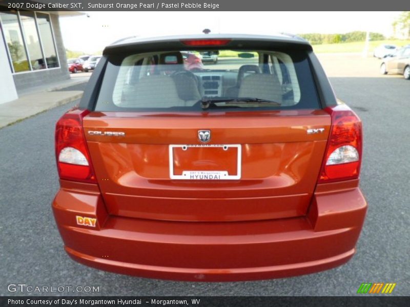 Sunburst Orange Pearl / Pastel Pebble Beige 2007 Dodge Caliber SXT