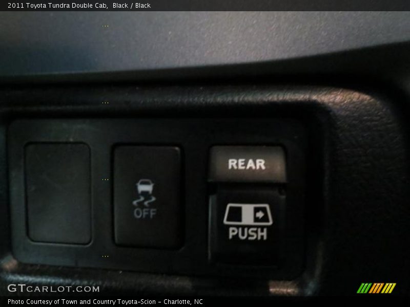 Black / Black 2011 Toyota Tundra Double Cab