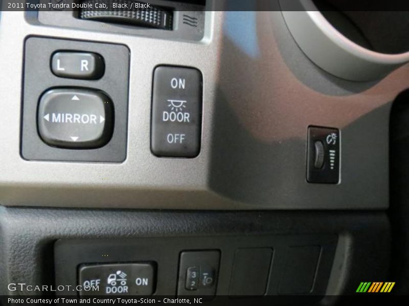 Black / Black 2011 Toyota Tundra Double Cab