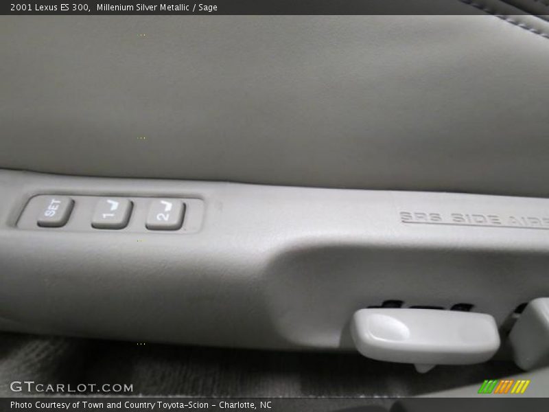 Front Seat of 2001 ES 300