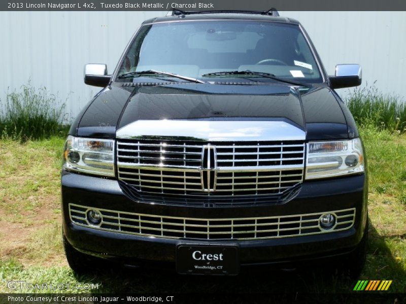 Tuxedo Black Metallic / Charcoal Black 2013 Lincoln Navigator L 4x2