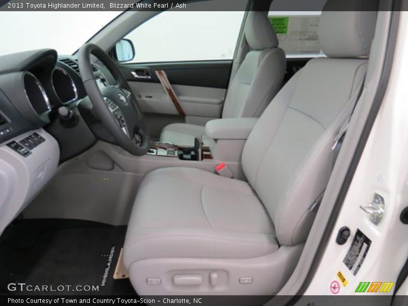 Blizzard White Pearl / Ash 2013 Toyota Highlander Limited