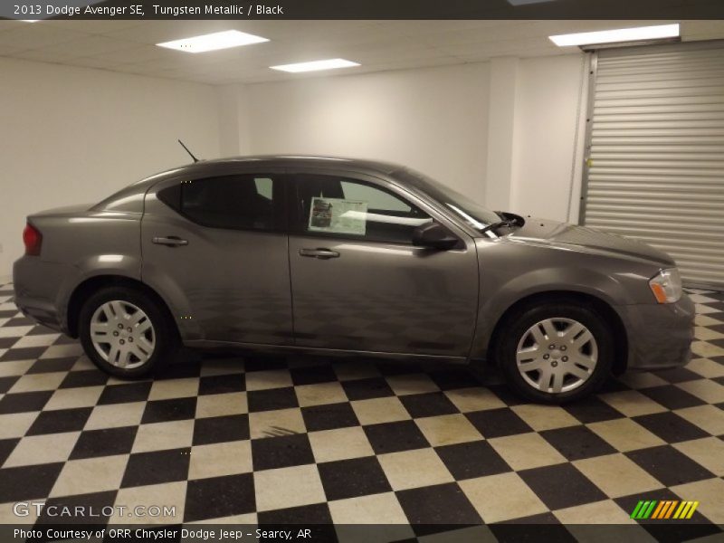 Tungsten Metallic / Black 2013 Dodge Avenger SE