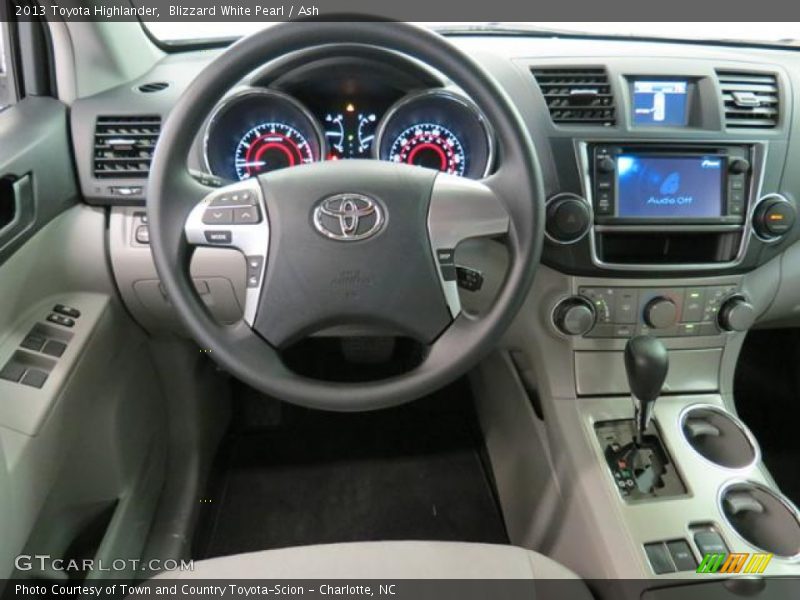 Blizzard White Pearl / Ash 2013 Toyota Highlander