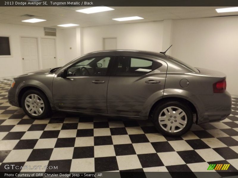Tungsten Metallic / Black 2013 Dodge Avenger SE